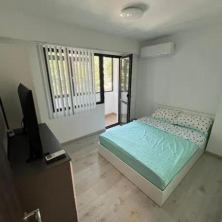 Апартаменты Deluxe *